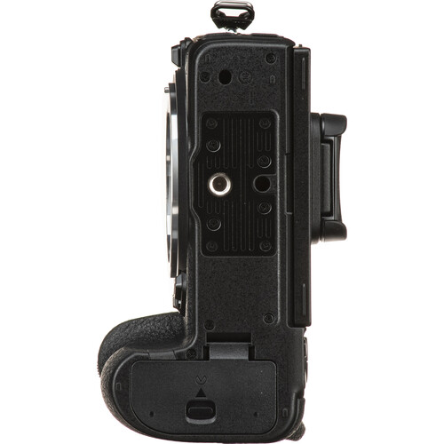 Nikon Z5 Mirrorless Camera